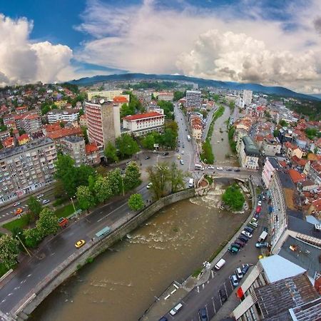 Bhn Топ Център Студио Gabrovo Buitenkant foto