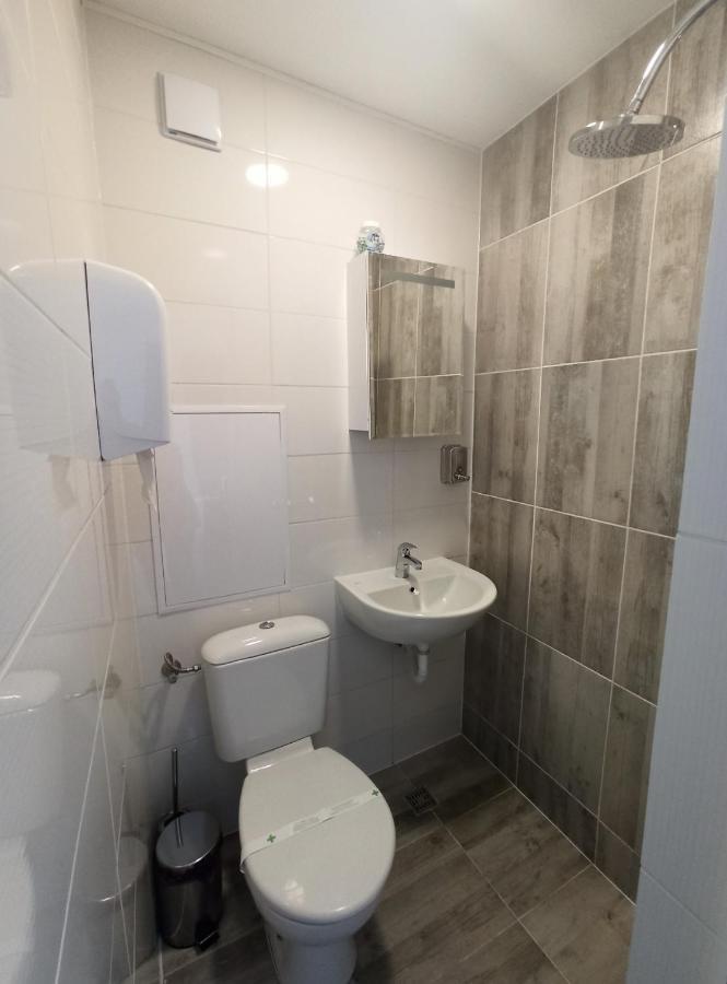 Bhn Топ Център Студио Gabrovo Buitenkant foto